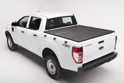 Extang 83390 Solid Fold 2.0 Tonneau Cover