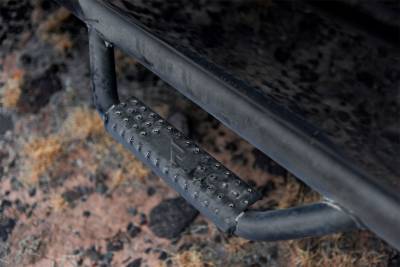 N-Fab - N-Fab F1785CC-TX Cab Length Nerf Step Bar - Image 9