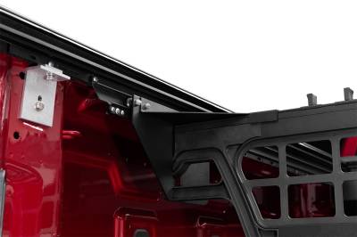 Roll-N-Lock - Roll-N-Lock CM222 Cargo Manager Rolling Truck Bed Divider - Image 3