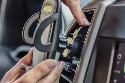 Husky Liners - Husky Liners 87000 Universal Phone Holder - Image 3