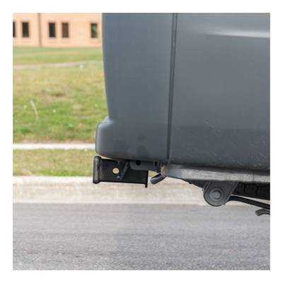 CURT - CURT 13295 Class III 2 in. Receiver Hitch - Image 4