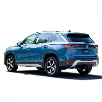 CURT - CURT 13639 Class III 2 in. Receiver Hitch - Image 2