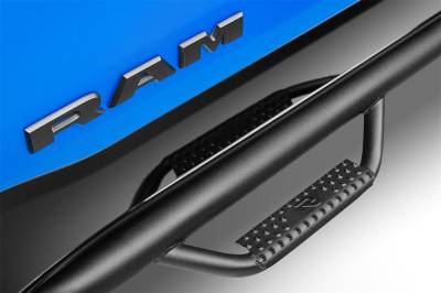 N-Fab - N-Fab D1584CC-TX Cab Length Nerf Step Bar - Image 4