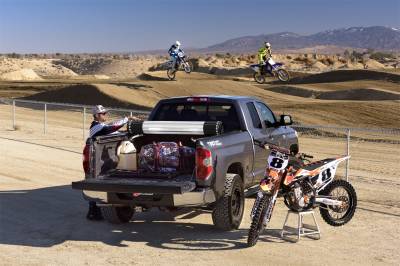 BAK Industries - BAK Industries 39426 Revolver X2 Hard Rolling Truck Bed Cover - Image 9