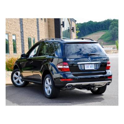 CURT - CURT 13102 Class III 2 in. Receiver Hitch - Image 2