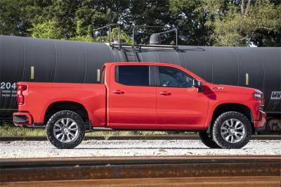 Rough Country - Rough Country 28840RED_A Suspension Lift Kit w/Shocks - Image 4