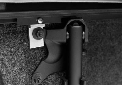 Roll-N-Lock - Roll-N-Lock LG225M Roll-N-Lock M-Series Truck Bed Cover - Image 5