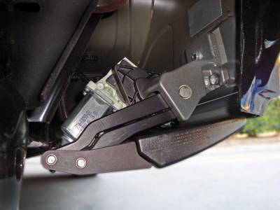 AMP Research - AMP Research 76138-01A PowerStep Plug-N-Play System - Image 5