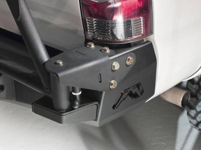 Fab Fours - Fab Fours TT-Y1351T-1 Spare Tire Carrier - Image 2