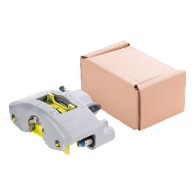 CURT 2025013504 Disc Brake Calipers With Pads And Fittings