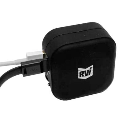 CURT - CURT 52217 Dual USB 2-in-1 AC/DC Charger - Image 3