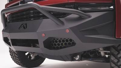Fab Fours - Fab Fours M4750-B Vengeance Side Light Mesh Insert Cover - Image 2